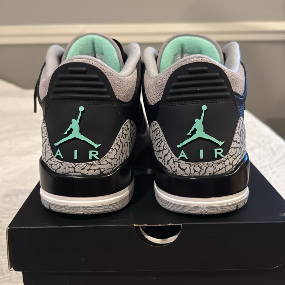 Air Jordan Retro 3. Black Green Glow Wolf Grey. Mens Size 12 - Picture 5 of 10